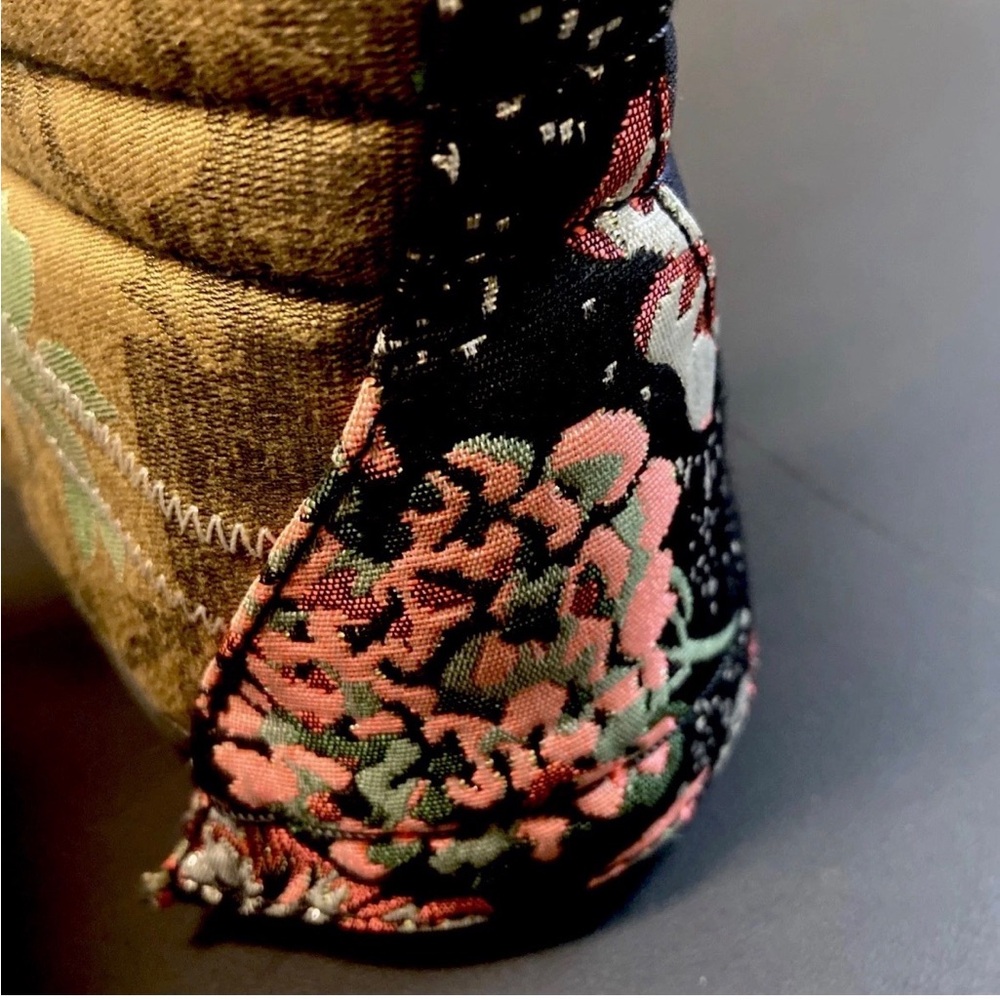 Vans Sk8-Hi Reissue Cap Florals Sneakers Women’s 9/Men’s 7.5 RARE - Picture 13 of 16